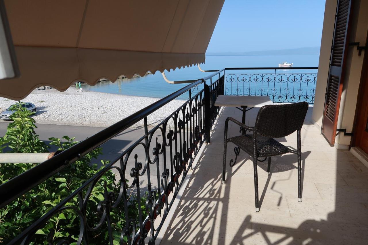 Akrogiali Beach Apartments Kültér fotó